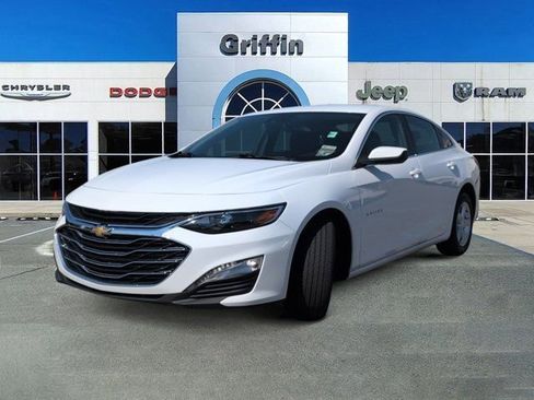 Used 2024 Chevrolet Malibu LT image 11
