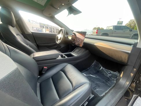 Used 2021 Tesla Model 3 Standard Range Plus RWD image 29