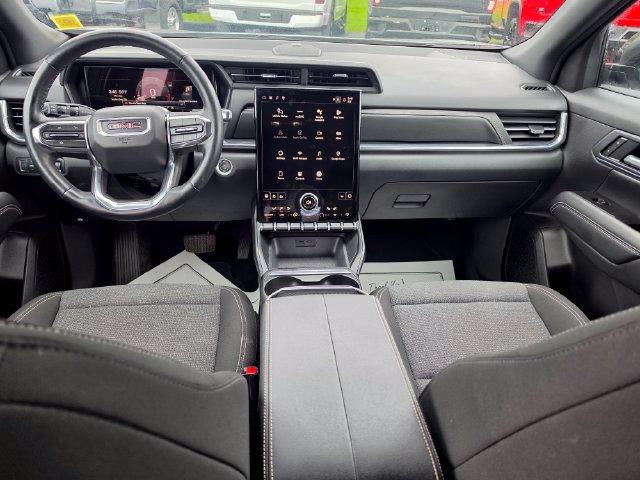 Used 2025 GMC Terrain Elevation AWD/4WD image 13