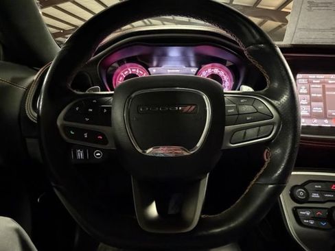Used 2022 Dodge Challenger R/T Scat Pack RWD image 15