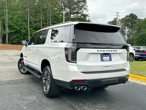 Used 2025 Chevrolet Suburban Z71 w/ Z71 Off-Road Package AWD/4WD image 6