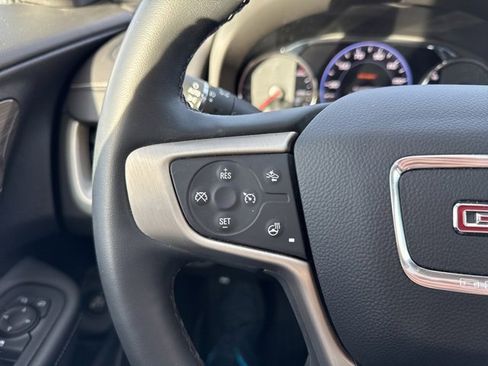 Used 2024 GMC Terrain Denali w/ Black Diamond Edition image 16