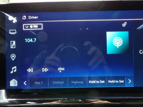 Used 2024 Chevrolet Silverado 1500 ZR2 w/ Technology Package image 19