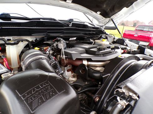 Used 2017 RAM 2500 Laramie image 19