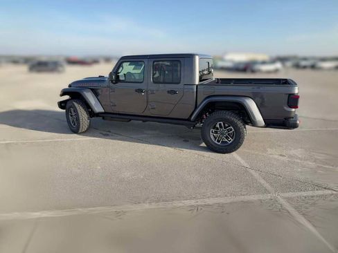 New 2026 Jeep Gladiator Mojave image 7