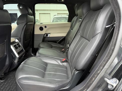 Used 2017 Land Rover Range Rover Sport HSE AWD/4WD image 21