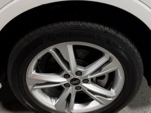 Used 2023 Audi Q3 2.0T Premium w/ Convenience Package AWD/4WD image 24