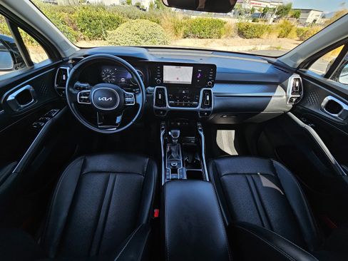 Used 2023 Kia Sorento SX FWD image 23