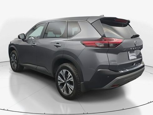 Used 2023 Nissan Rogue SV image 7