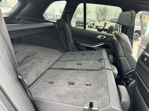 Used 2025 BMW X5 xDrive50e image 41