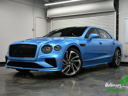 Used 2025 Bentley Flying Spur Plug-In Hybrid
