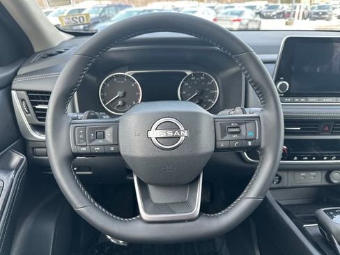 Used 2026 Nissan Rogue SV w/ Cold Weather Package image 13