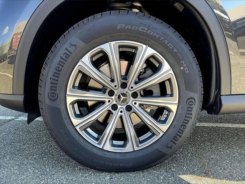 New 2026 Mercedes-Benz GLC 300 4MATIC image 11