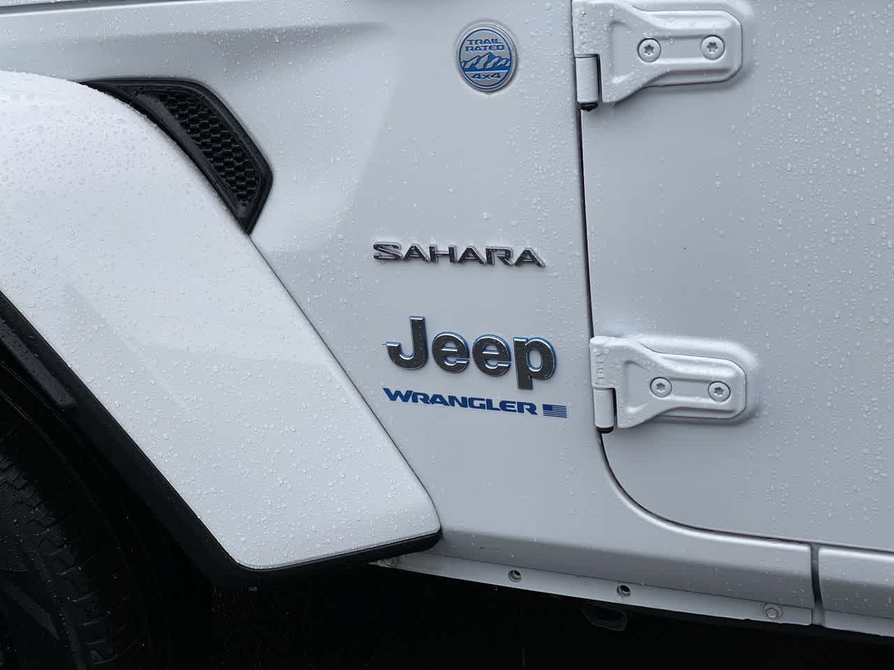 Used 2024 Jeep Wrangler Unlimited Sahara AWD/4WD image 10