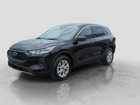 Certified 2023 Ford Escape Active AWD/4WD image 4