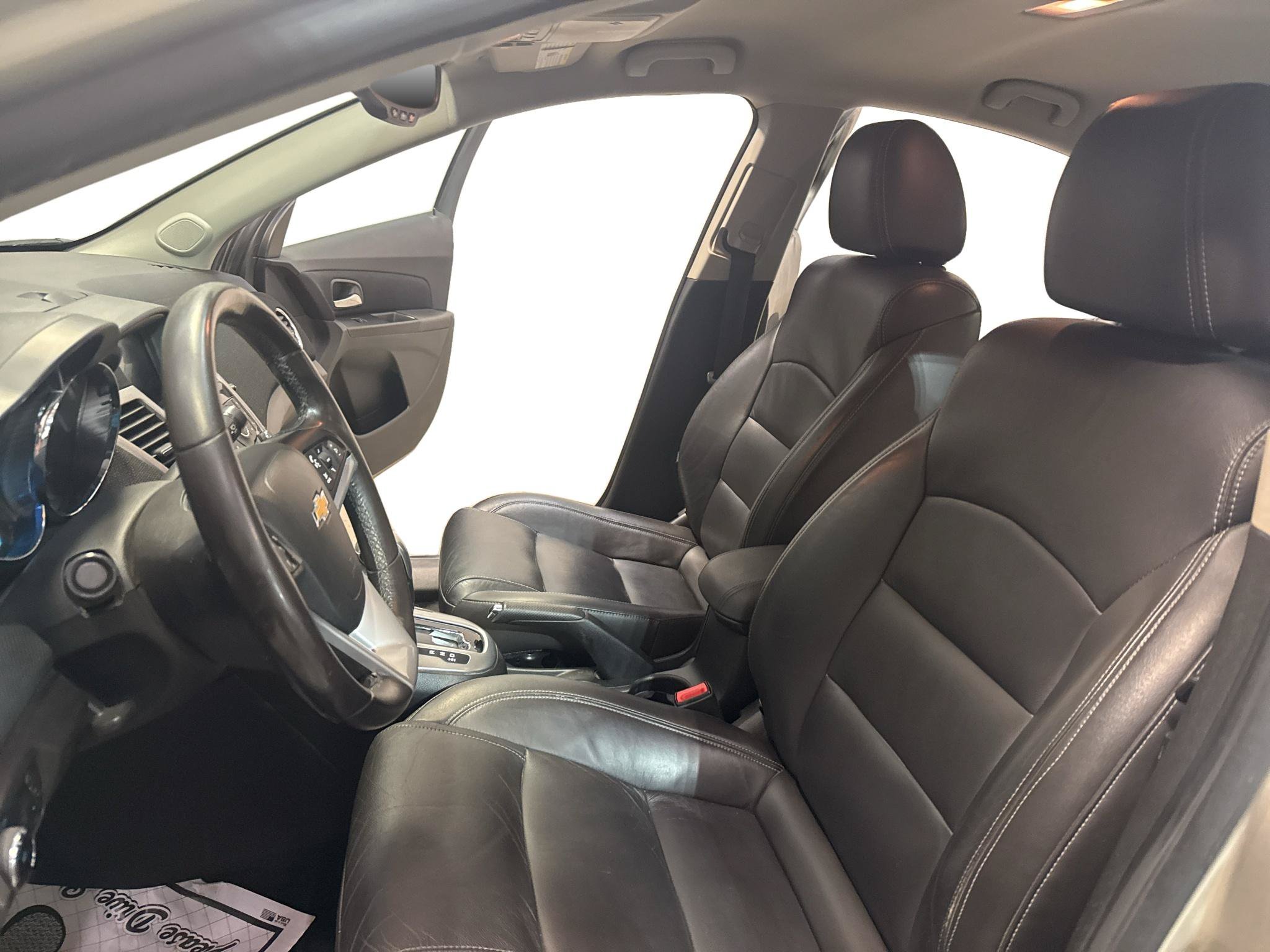 Used 2013 Chevrolet Cruze LTZ w/ Enhanced Safety Package FWD image 10