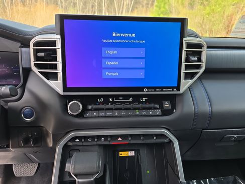 Used 2024 Toyota Sequoia Platinum image 19