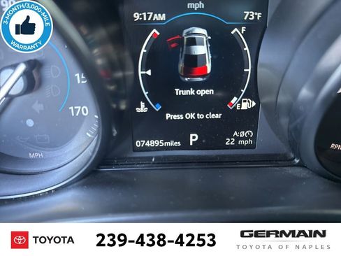 Used 2019 Jaguar XE Premium image 22