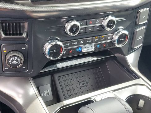 New 2026 Ford F150 Lariat w/ Equipment Group 502A High AWD/4WD image 21