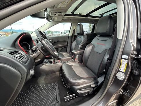 Used 2020 Jeep Compass Trailhawk w/ Safety & Security Group AWD/4WD image 27