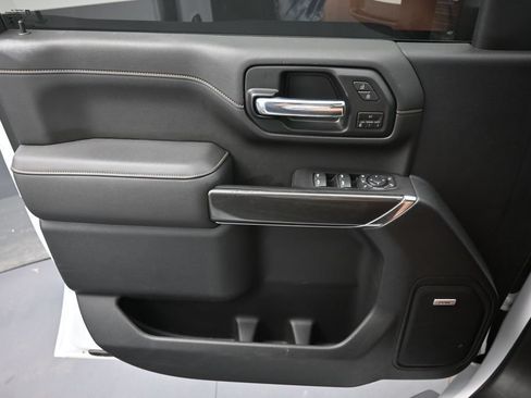 Used 2020 GMC Sierra 2500 AT4 w/ AT4 Premium Package AWD/4WD image 21