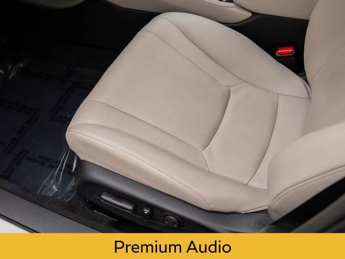 Used 2024 Honda Accord Touring image 13