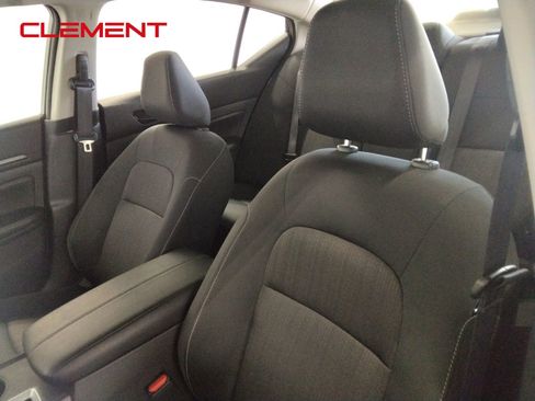 Used 2025 Nissan Altima 2.5 SV image 27