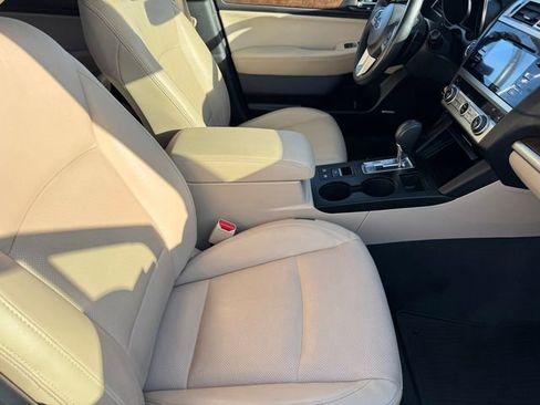 Used 2016 Subaru Outback 2.5i Limited image 6