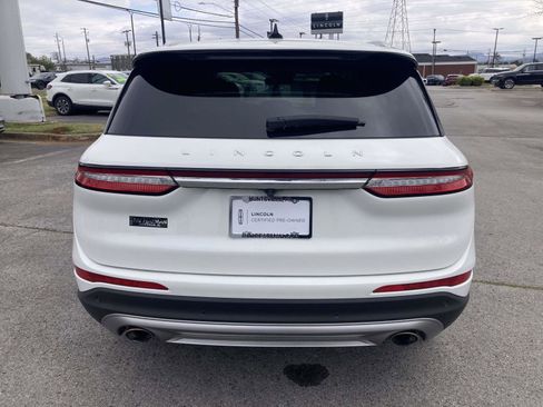 Certified 2022 Lincoln Corsair Standard w/ Equipment Group 101A image 6