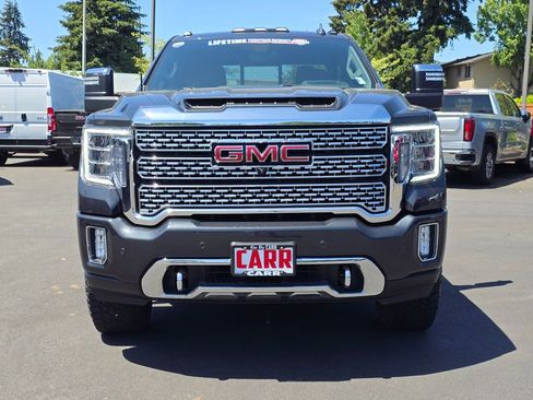Used 2022 GMC Sierra 3500 Denali w/ Denali Ultimate Package AWD/4WD image 8