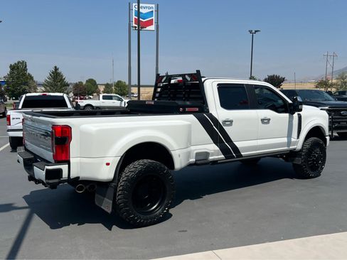 Used 2024 Ford F350 Platinum AWD/4WD image 7