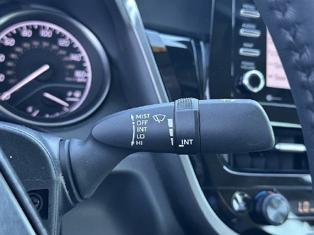 Certified 2024 Toyota Camry SE FWD image 29