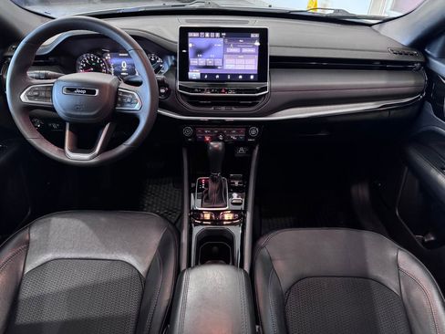 Used 2023 Jeep Compass Trailhawk w/ Sun and Sound Group image 10