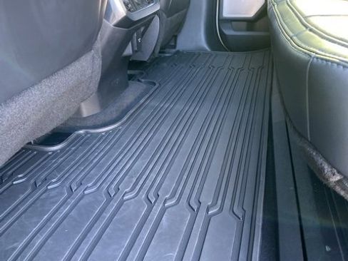 Used 2025 Ford F250 Platinum image 26