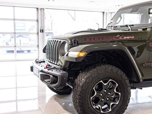 Used 2023 Jeep Wrangler Unlimited Rubicon w/ Dual Top Group image 4