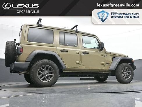 Used 2025 Jeep Wrangler Unlimited Sport AWD/4WD image 36