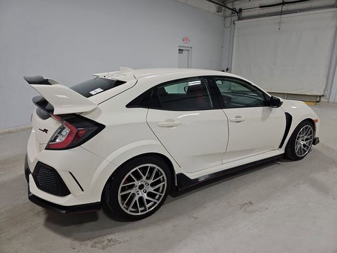 Used 2019 Honda Civic Type R image 3