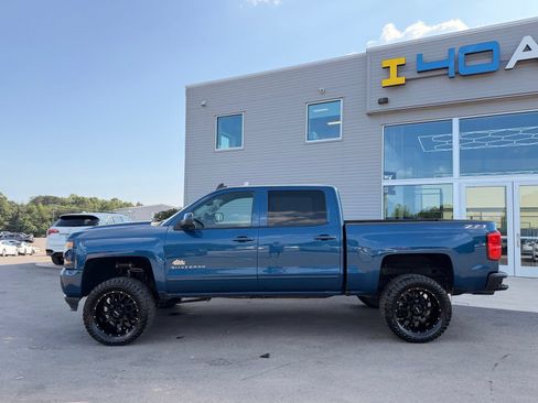 Used 2018 Chevrolet Silverado 1500 LT w/ All Star Edition AWD/4WD image 11