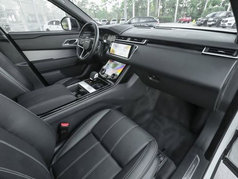 Used 2023 Land Rover Range Rover Velar R-Dynamic S image 39