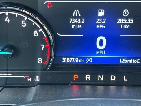 Certified 2022 Ford Maverick Lariat w/ Lariat Luxury Package AWD/4WD image 25