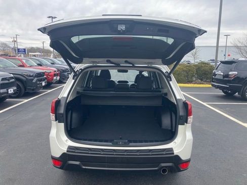 Used 2020 Subaru Forester Limited image 5