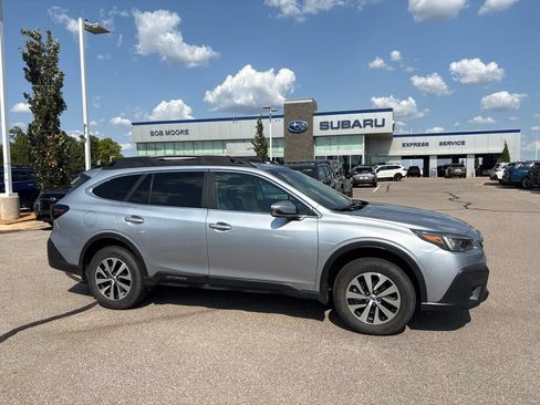 Used 2021 Subaru Outback Premium w/ Popular Package #1 AWD/4WD image 1