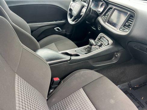 Used 2022 Dodge Challenger GT w/ Blacktop Package image 15