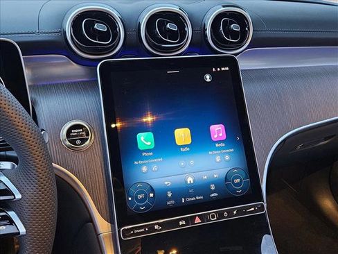 New 2026 Mercedes-Benz GLC 300 GLC 300 image 12