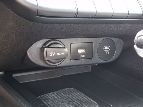 Certified 2025 Hyundai Elantra Sport FWD image 23