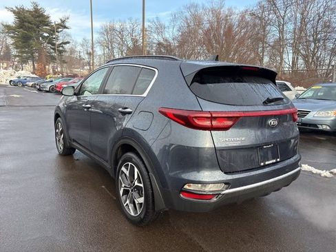 Used 2022 Kia Sportage EX w/ EX Technology Package image 4