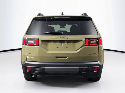 Used 2026 Jeep Cherokee Laredo AWD/4WD image 10