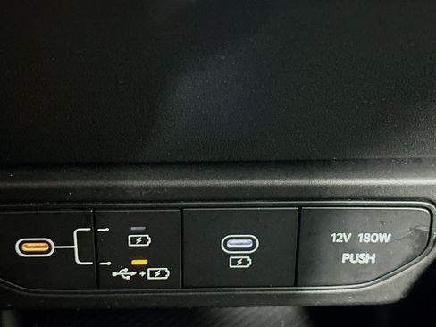 Used 2025 Kia K4 LXS image 26