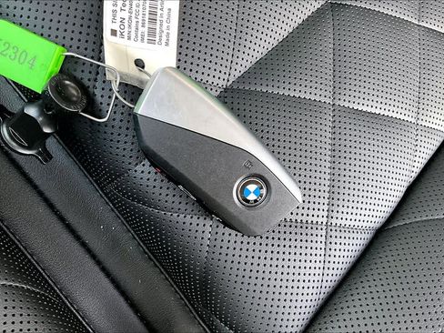 Used 2026 BMW X7 xDrive40i image 15