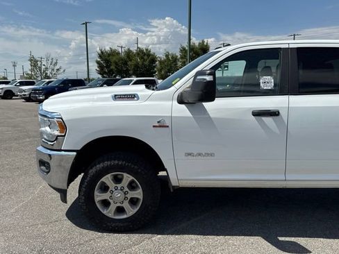 Used 2023 RAM 2500 Big Horn w/ Cold Weather Group AWD/4WD image 13